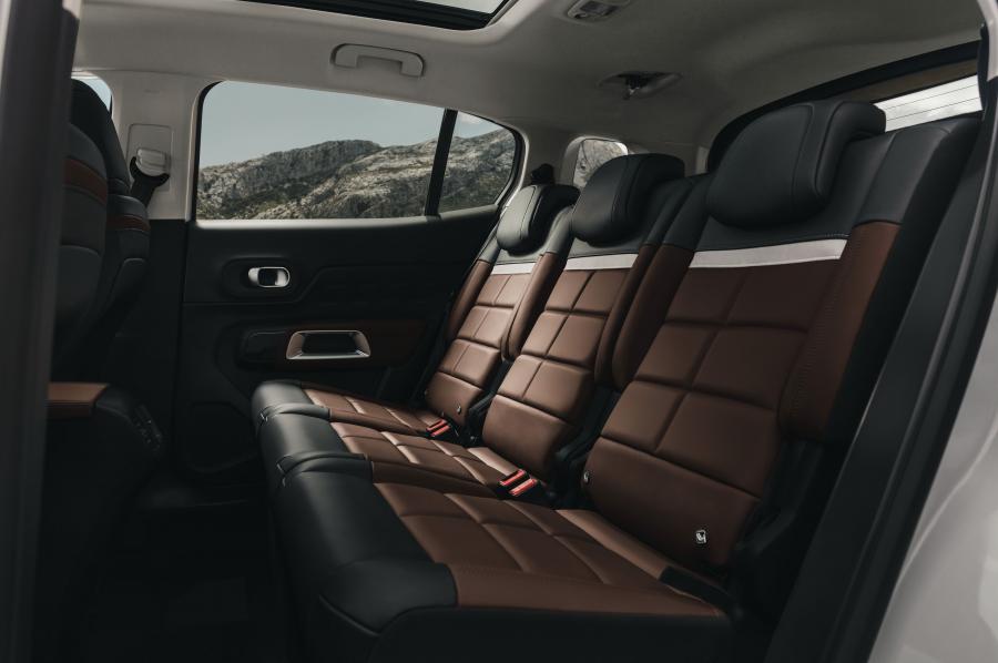 Интерьер Citroen C5 Aircross 2018 года  (WW) (фото 25 из 50)